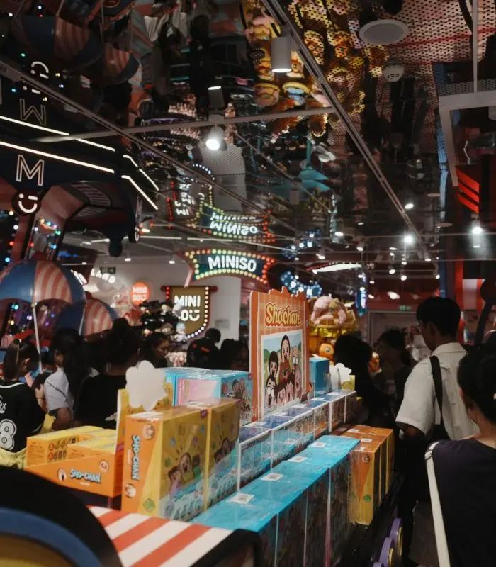 China retail and wholesale product hall